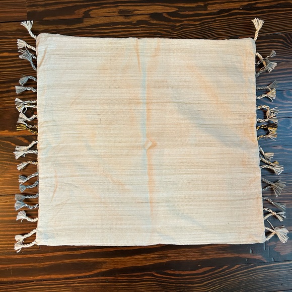 NWOT Anthropologie Carey Pillow Case - Picture 5 of 6